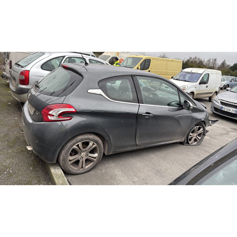 Enjoliveur PEUGEOT 208 1 Photo n°11