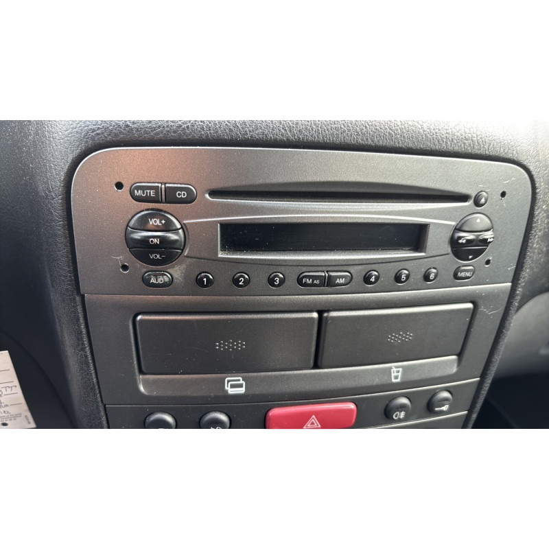 Feu arriere secondaire gauche (feux) ALFA ROMEO 147 Photo n°19