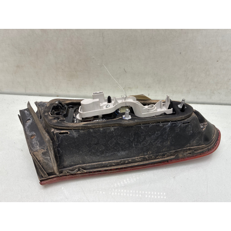Feu arriere secondaire droit (feux) ALFA ROMEO GIULIETTA 2 Photo n°3