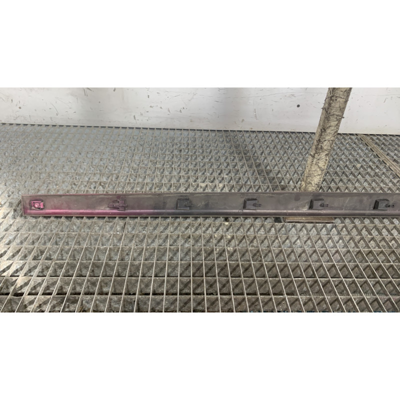 Baguette de porte avant droite RENAULT TWINGO 2 Photo n°5