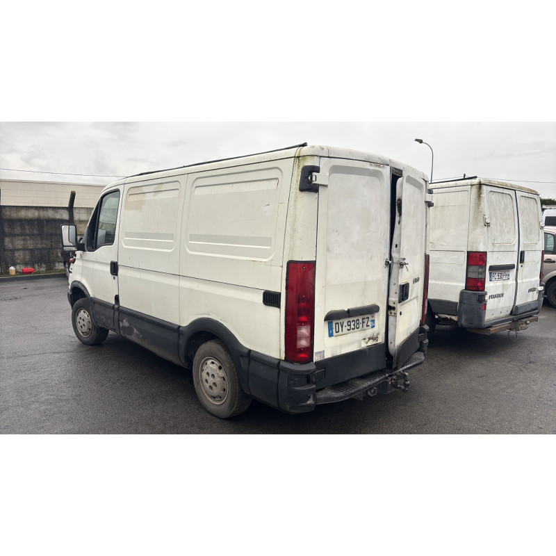 Optique avant secondaire gauche (feux)(clignotant) IVECO DAILY 3 Photo n°8