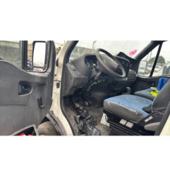 Optique avant secondaire gauche (feux)(clignotant) IVECO DAILY 3