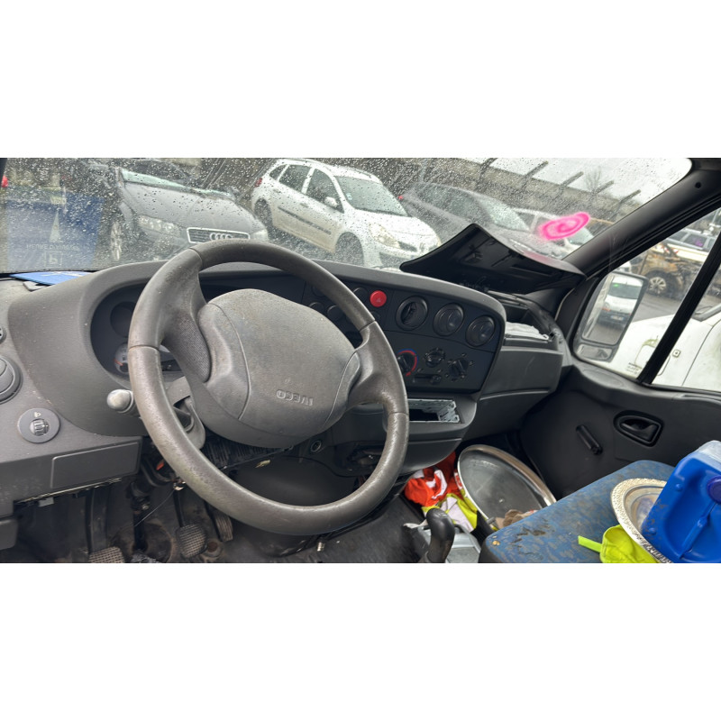 Optique avant secondaire gauche (feux)(clignotant) IVECO DAILY 3 Photo n°15