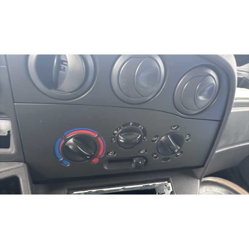 Optique avant secondaire gauche (feux)(clignotant) IVECO DAILY 3 Photo n°18