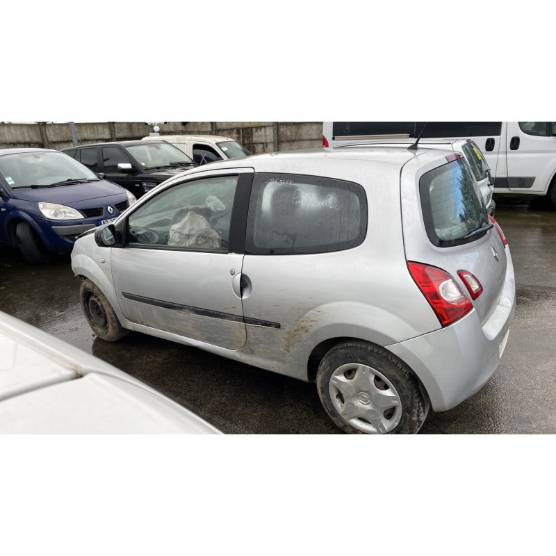 Feu arriere secondaire gauche (feux) RENAULT TWINGO 2 Photo n°9