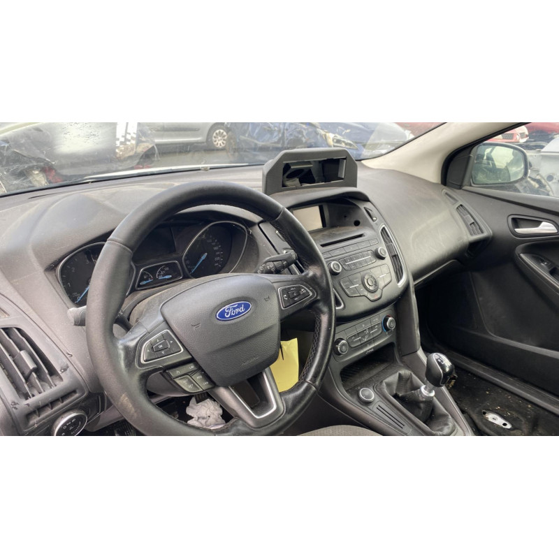 Feu arriere secondaire gauche (feux) FORD FOCUS 3 Photo n°18