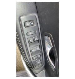 Feu arriere secondaire gauche (feux) RENAULT LATITUDE