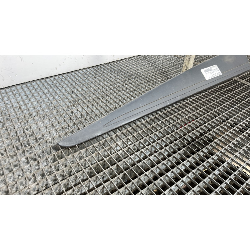 Baguette de porte avant gauche RENAULT CLIO 4 Photo n°2
