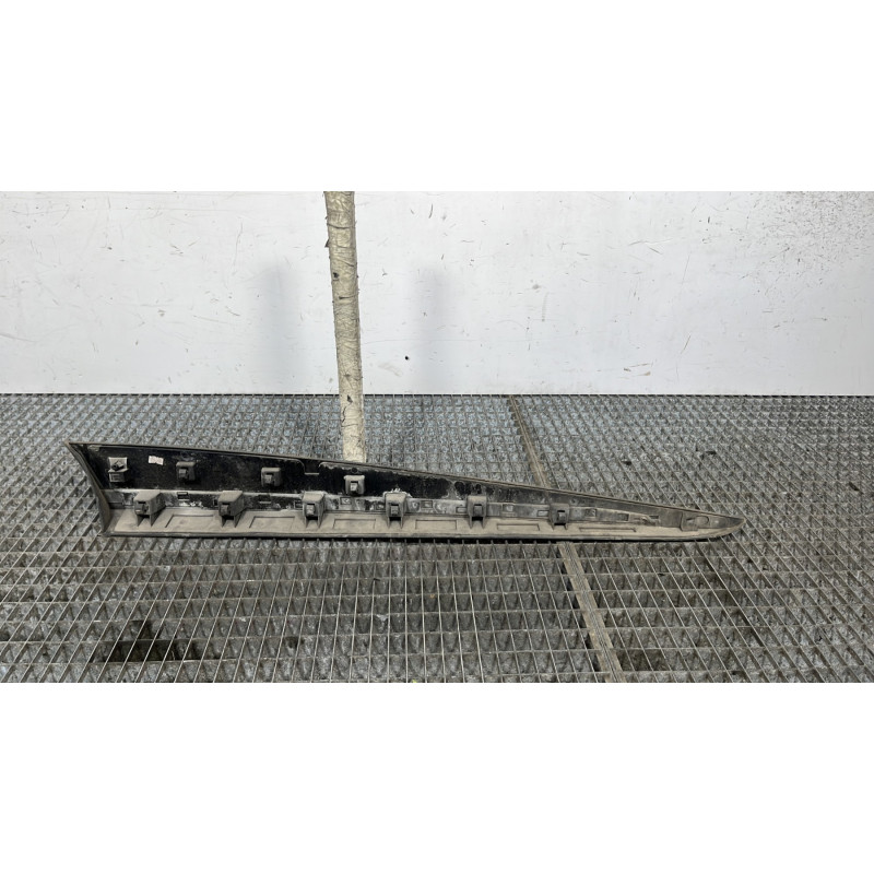 Baguette de porte avant gauche RENAULT CLIO 4 Photo n°4