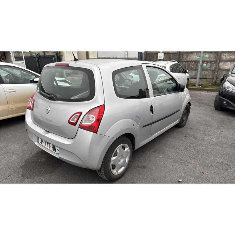 Feu arriere secondaire gauche (feux) RENAULT TWINGO 2 Photo n°6