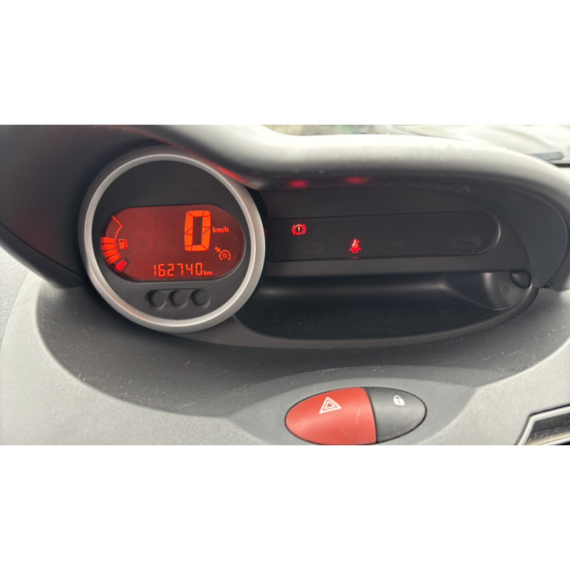 Feu arriere secondaire gauche (feux) RENAULT TWINGO 2 Photo n°18