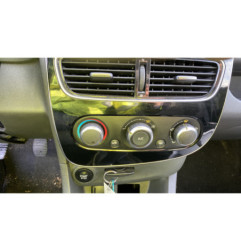Baguette de porte avant droite RENAULT CLIO 4