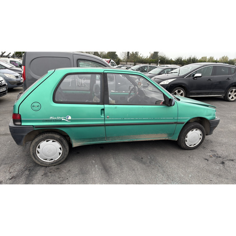 Optique avant secondaire droit (feux)(clignotant) PEUGEOT 106 Photo n°10