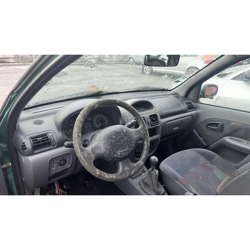 Optique avant principal droit (feux)(phare) RENAULT CLIO 2 Photo n°14