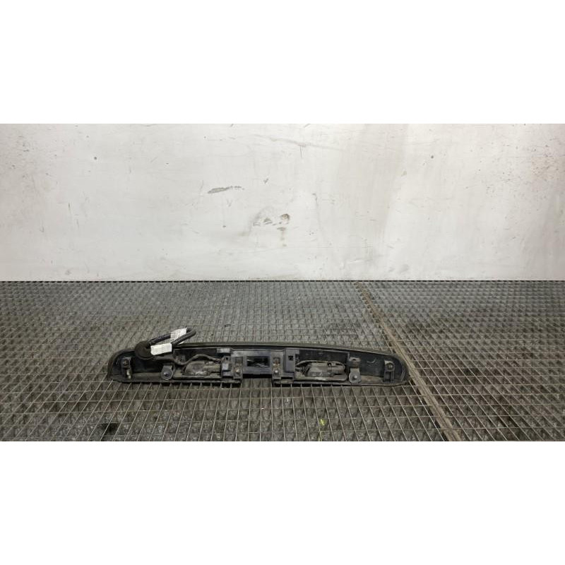 Baguette de coffre NISSAN NOTE 1 Photo n°2