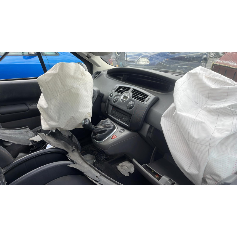 Extension d'aile avant droit RENAULT SCENIC 2 Photo n°12