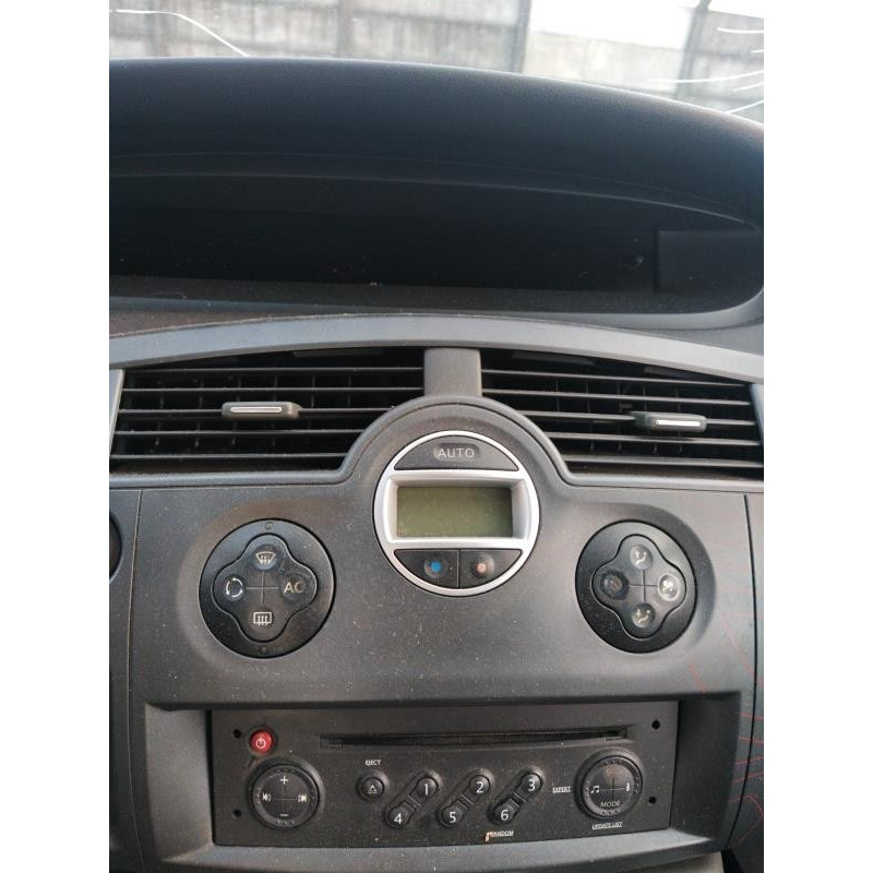Extension d'aile avant droit RENAULT SCENIC 2 Photo n°14