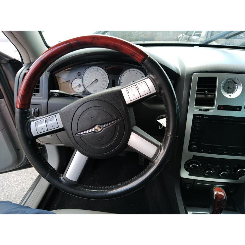 Aile avant gauche CHRYSLER 300C Photo n°10
