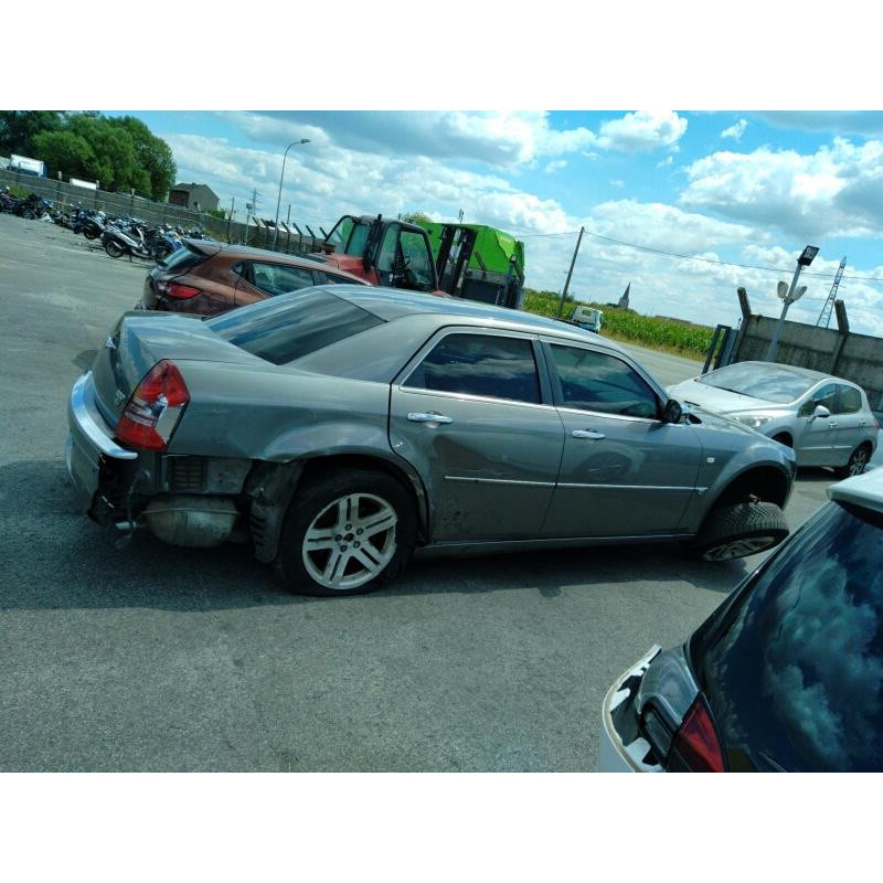 Aile avant gauche CHRYSLER 300C Photo n°15