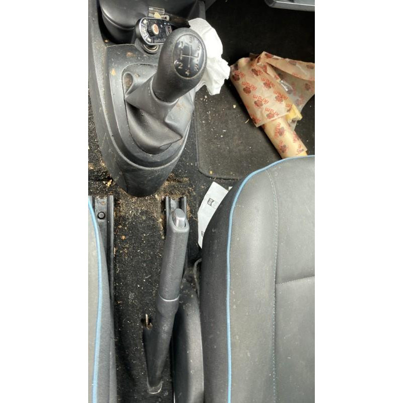 Feu arriere secondaire gauche (feux) RENAULT TWINGO 2 Photo n°6