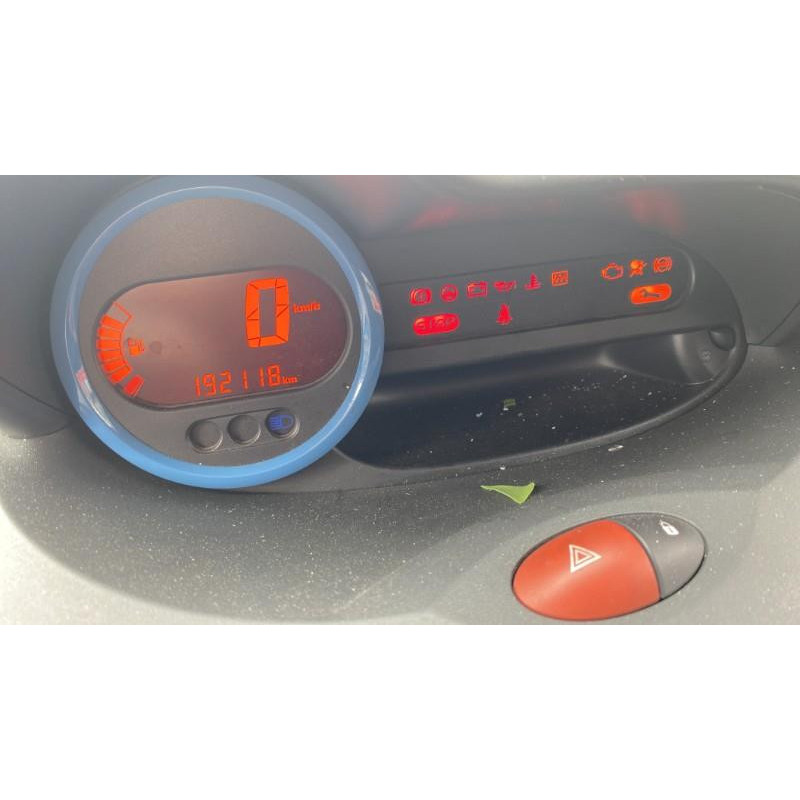 Feu arriere secondaire gauche (feux) RENAULT TWINGO 2 Photo n°13