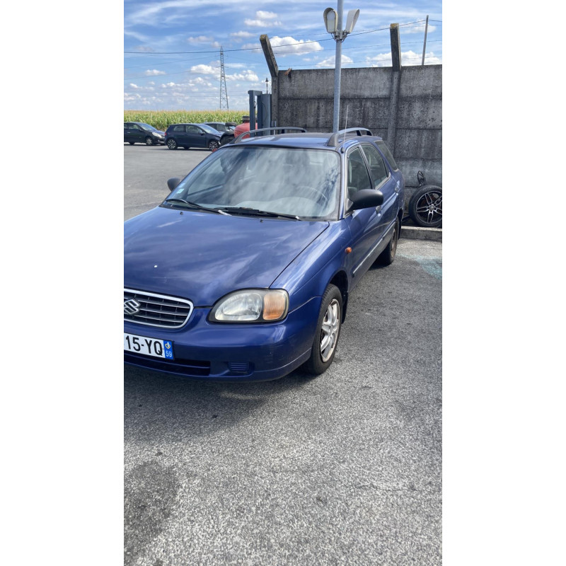 Feu arriere secondaire droit (feux) SUZUKI BALENO 1 Photo n°6