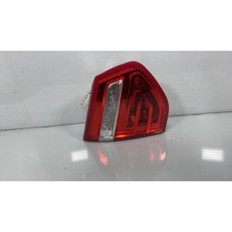Feu arriere secondaire droit (feux) CITROEN C4 PICASSO 1 Photo n°1