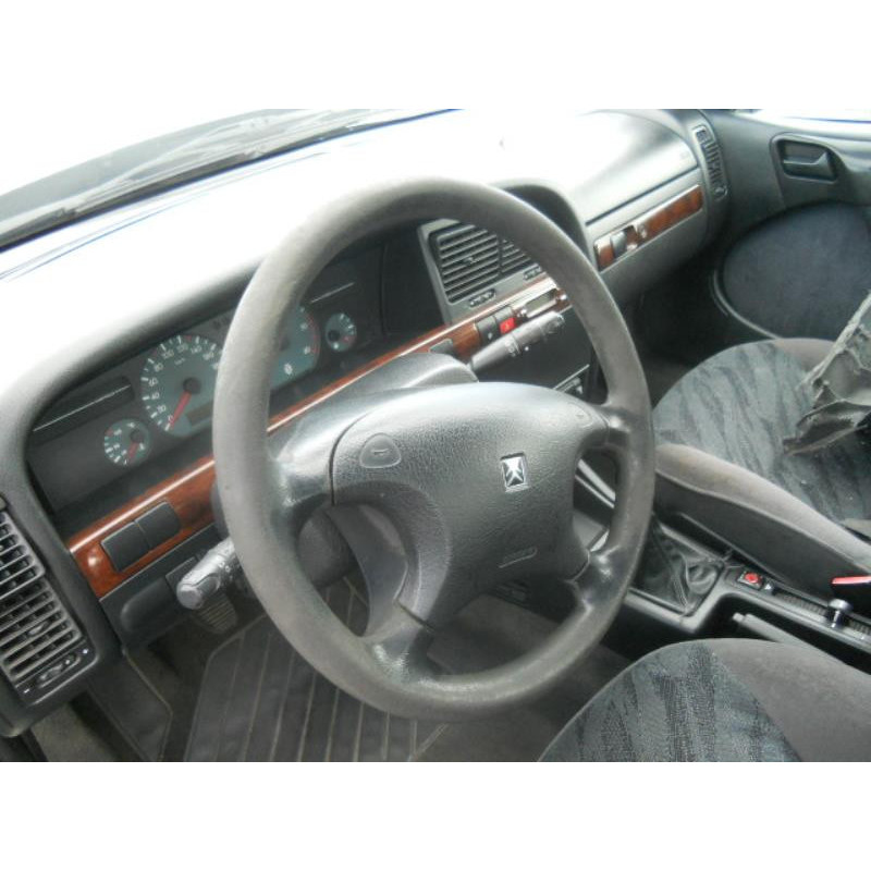 Feu arriere secondaire gauche (feux) CITROEN XANTIA Photo n°9