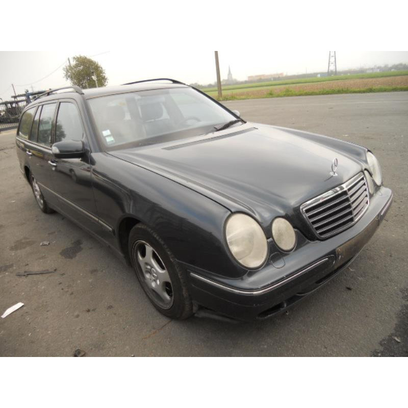 Feu arriere secondaire gauche (feux) MERCEDES CLASSE E 210 Photo n°5