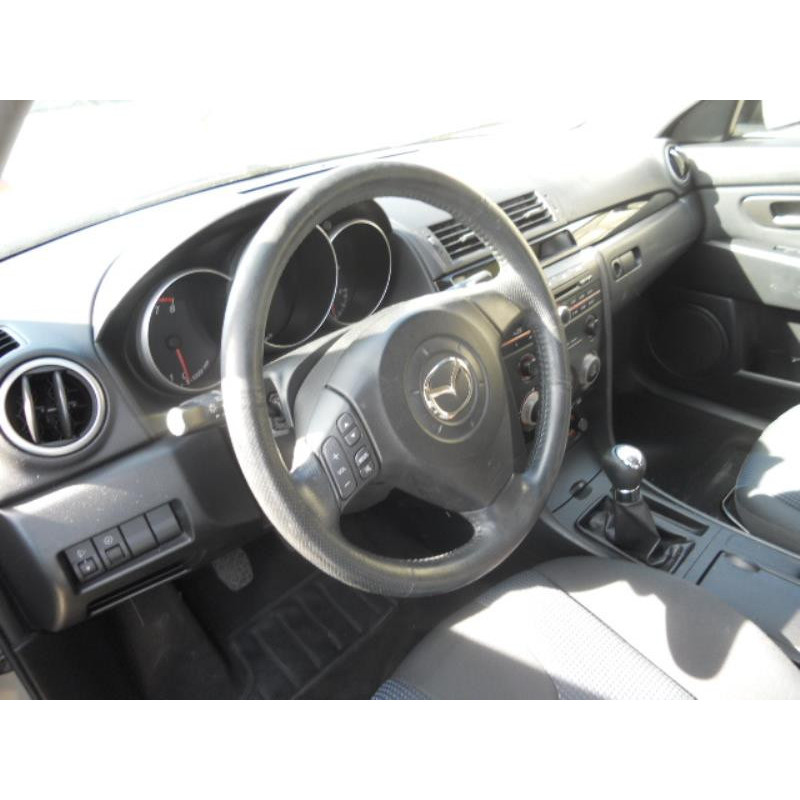 Feu arriere secondaire droit (feux) MAZDA 3 1 Photo n°8