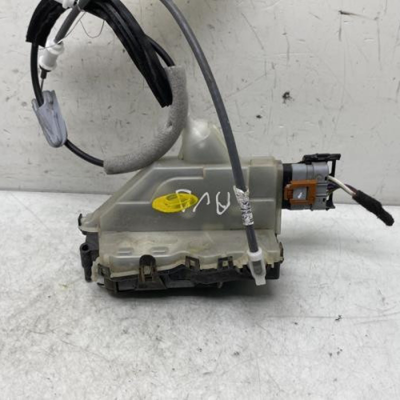 Serrure avant droit OPEL GRANDLAND X Photo n°1