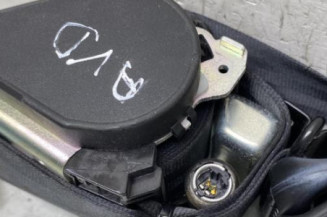 Pretensionneur de ceinture avant droit RENAULT MEGANE 3