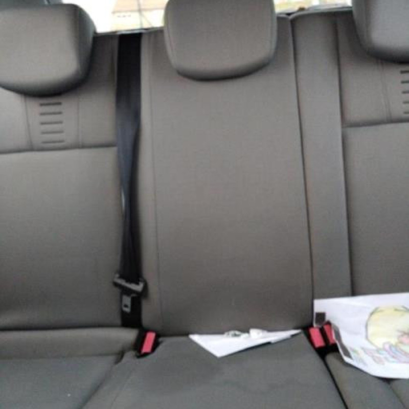 Pretensionneur de ceinture avant droit RENAULT MEGANE 3 Photo n°10