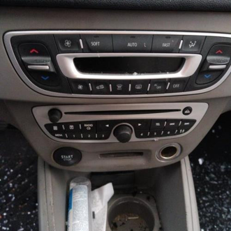 Pretensionneur de ceinture avant droit RENAULT MEGANE 3 Photo n°12
