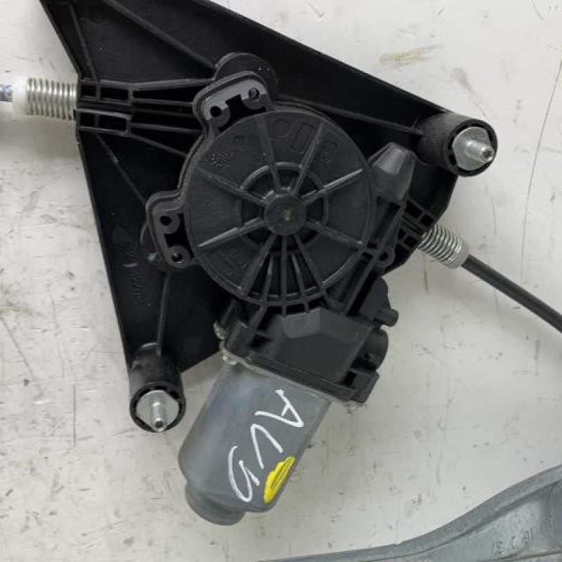 Leve vitre electrique avant droit PEUGEOT 108 Photo n°3