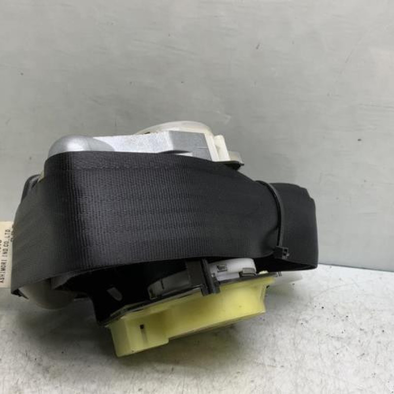 Pretensionneur de ceinture avant droit MAZDA 3 2 Photo n°1