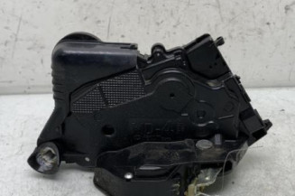 Serrure avant droit TOYOTA YARIS 2