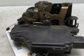 Serrure avant gauche VOLKSWAGEN GOLF 4