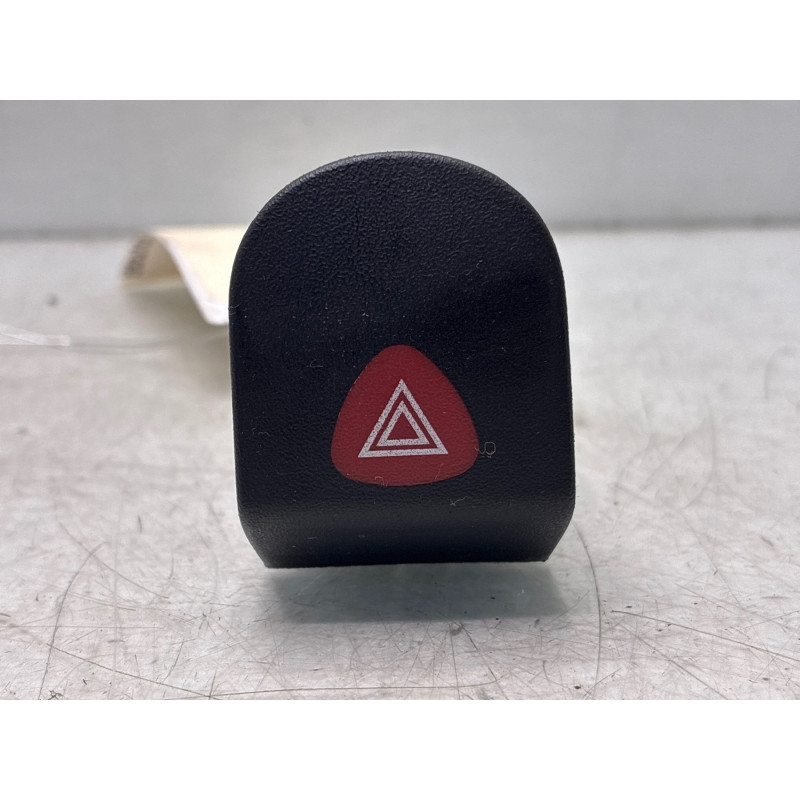 Bouton de warning RENAULT KANGOO 1 Photo n°2