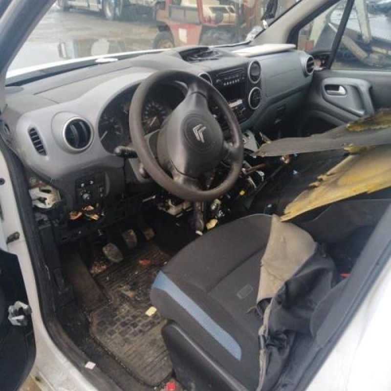 Pretensionneur de ceinture avant droit CITROEN BERLINGO 2 Photo n°9