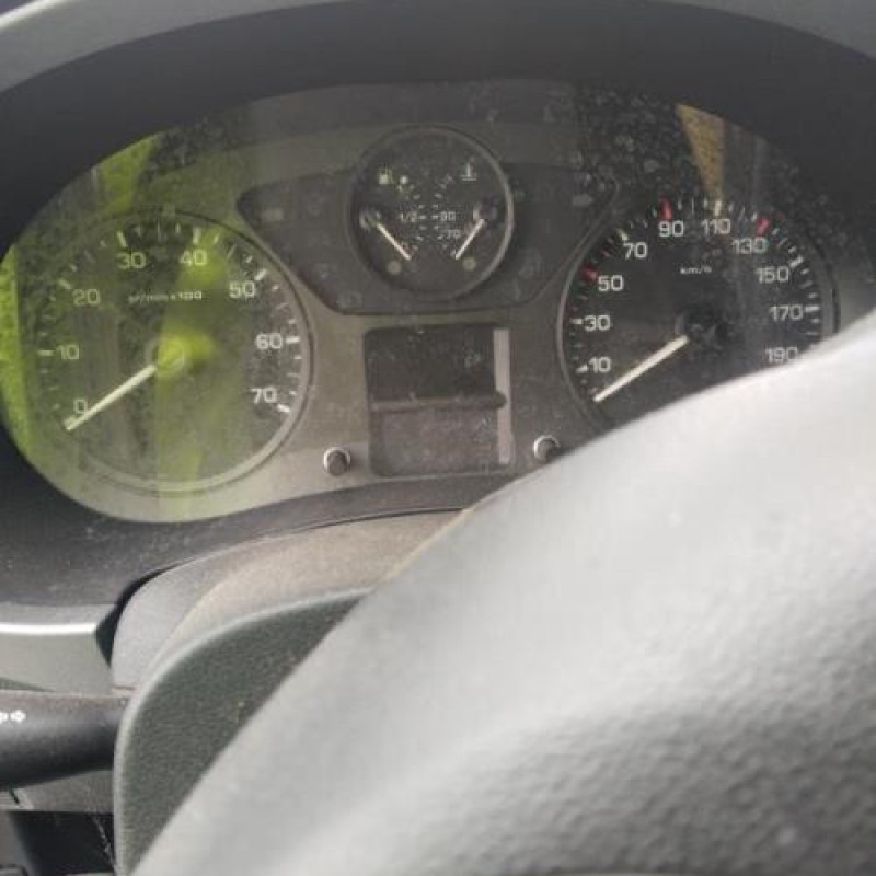 Pretensionneur de ceinture avant droit CITROEN BERLINGO 2 Photo n°13