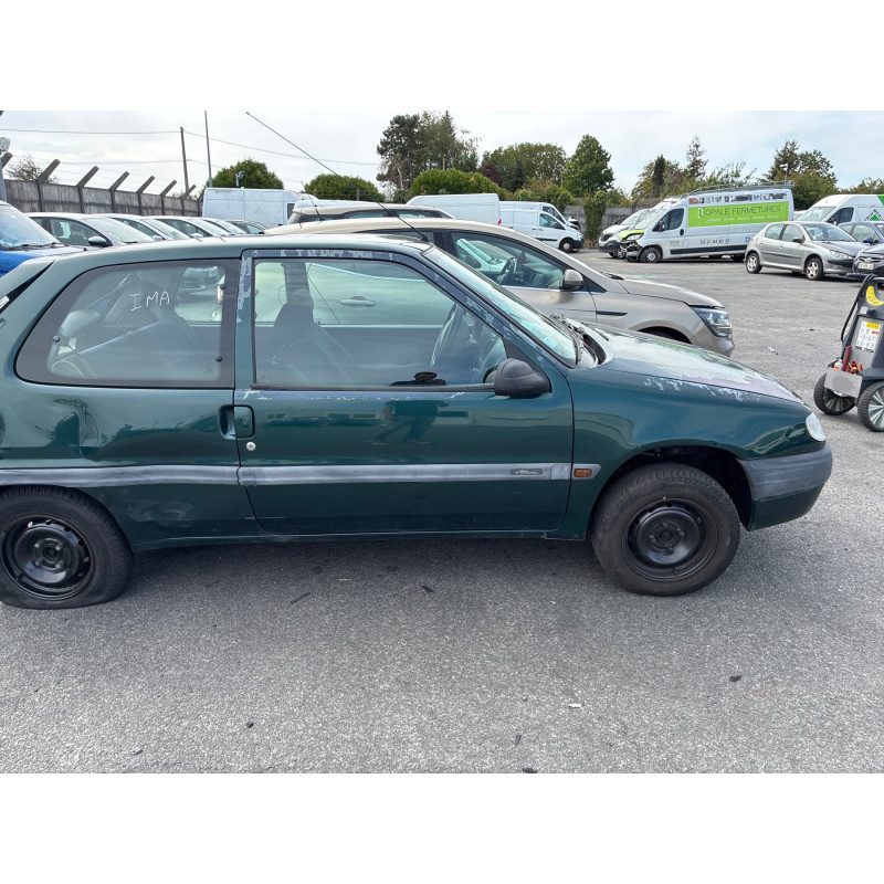 Moteur CITROEN SAXO Photo n°7