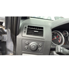 Feu arriere stop central OPEL ZAFIRA B