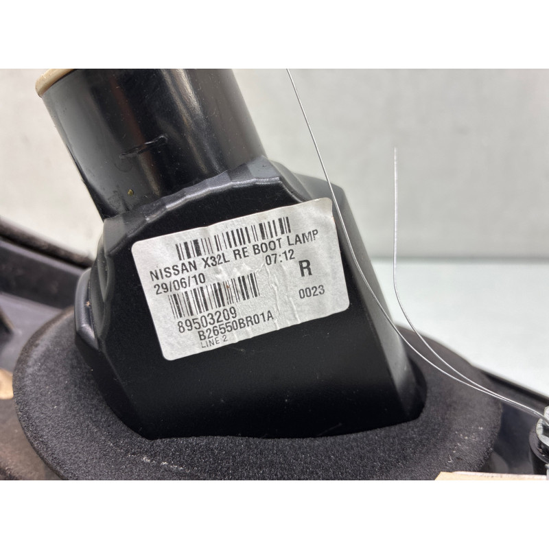 Feu arriere secondaire droit (feux) NISSAN QASHQAI 1 Photo n°3