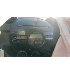 Feu arriere stop central MAZDA 2 2