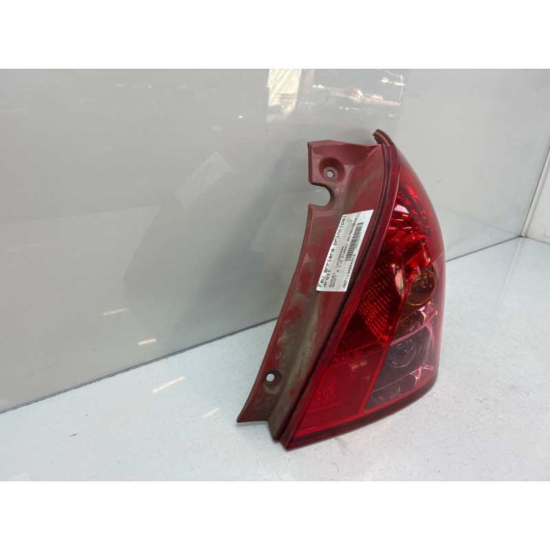 Feu arriere principal droit (feux) SUZUKI SWIFT 3 Photo n°5