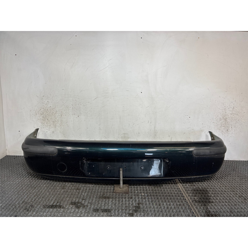 Pare choc arriere MAZDA 121 3 Photo n°2