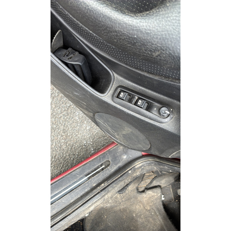Leve vitre electrique avant droit PEUGEOT 406 Photo n°18