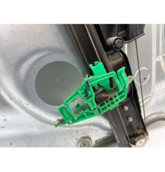 Leve vitre electrique avant droit ALFA ROMEO GIULIETTA 2