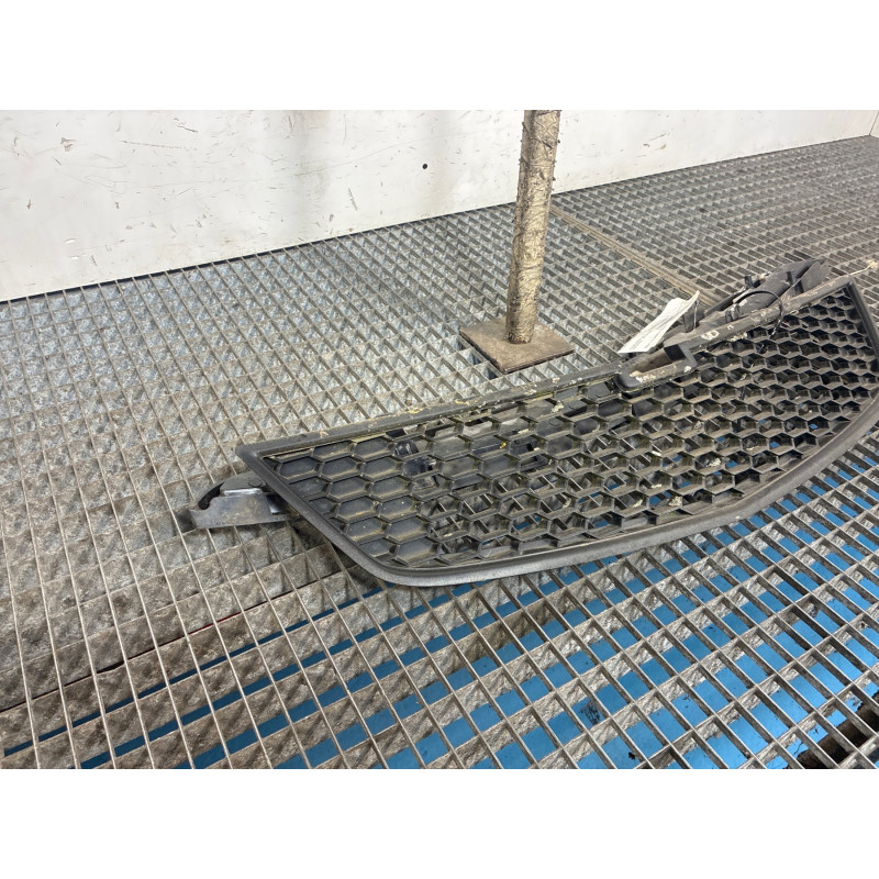 Calandre CHEVROLET SPARK Photo n°6